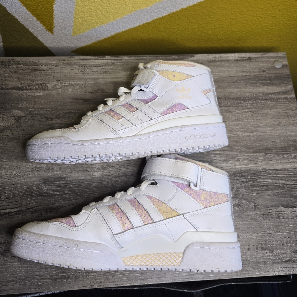 Adidas Forum Mid Shoes in Cloud White Size 10